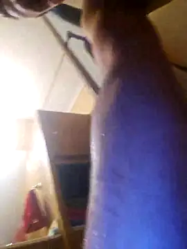 Snapshot of UncutHammer69 chatting on March 25, 2026, 4:12 am UncutHammer69 online show from March 25, 2026, 4:12 am