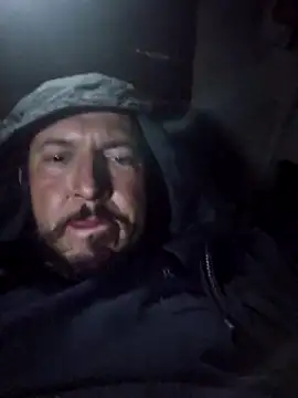 Snapshot of UncutHammer69 chatting on March 14, 2025, 2:53 am UncutHammer69 online show from March 14, 2025, 2:53 am