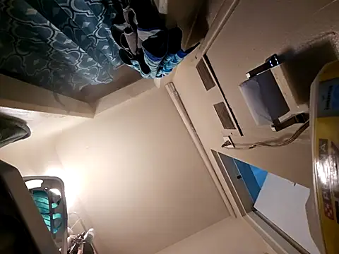 Snapshot of UncutHammer69 chatting on March 5, 2025, 3:51 am UncutHammer69 online show from March 5, 2025, 3:51 am