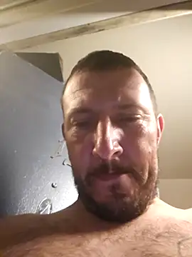 Snapshot of UncutHammer69 chatting on October 20, 2025, 9:43 am UncutHammer69 online show from October 20, 2025, 9:43 am