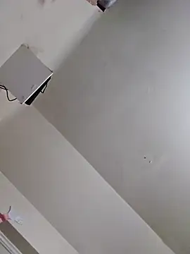 Snapshot of UncutHammer69 chatting on September 12, 2025, 2:17 pm UncutHammer69 online show from September 12, 2025, 2:17 pm