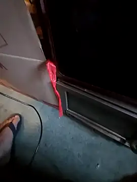 Snapshot of UncutHammer69 chatting on February 4, 2026, 6:14 pm UncutHammer69 online show from February 4, 2026, 6:14 pm