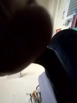 Snapshot of UncutHammer69 chatting on January 11, 2026, 6:48 pm UncutHammer69 online show from January 11, 2026, 6:48 pm