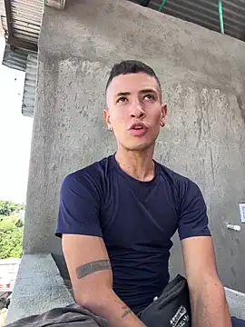 RetainedHound online show from October 25, 2025, 6:08 pm