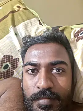 Snapshot of BlackHairy_man chatting on June 18, 2026, 12:43 pm BlackHairy man online show from June 18, 2026, 12:43 pm