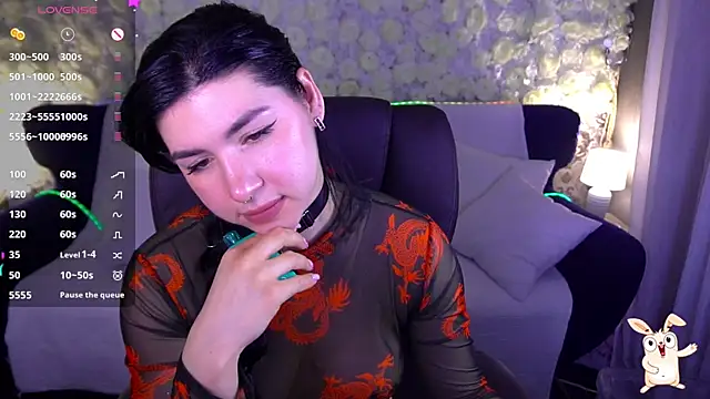 EmilyCandyy online show from June 5, 2026, 6:52 am