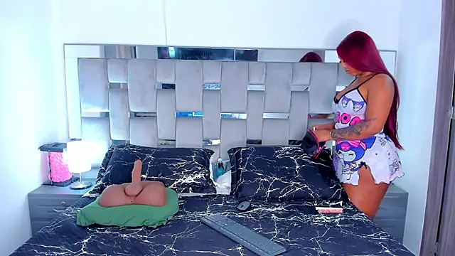 Snapshot of Cammiila chatting on November 30, 2025, 12:39 pm Cammiila online show from November 30, 2025, 12:39 pm