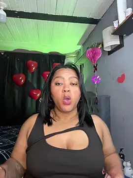 Snapshot of yanza2002 chatting on February 14, 2026, 11:38 pm yanza2002 online show from February 14, 2026, 11:38 pm