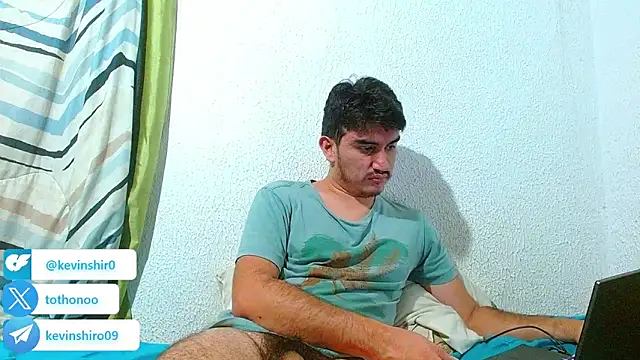 biglatin80 online show from March 12, 2025, 4:51 am