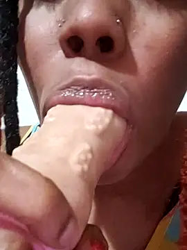 HONEYSWEETS LIVE online show from March 5, 2026, 3:58 am