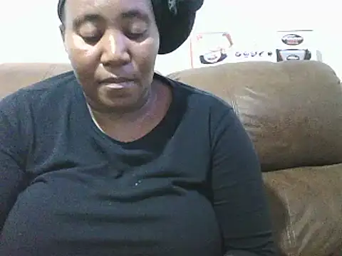 Snapshot of ebonytitts4u chatting on September 14, 2025, 6:19 pm ebonytitts4u online show from September 14, 2025, 6:19 pm