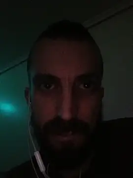 Snapshot of DespisedStallion chatting on October 9, 2025, 4:35 am DespisedStallion online show from October 9, 2025, 4:35 am