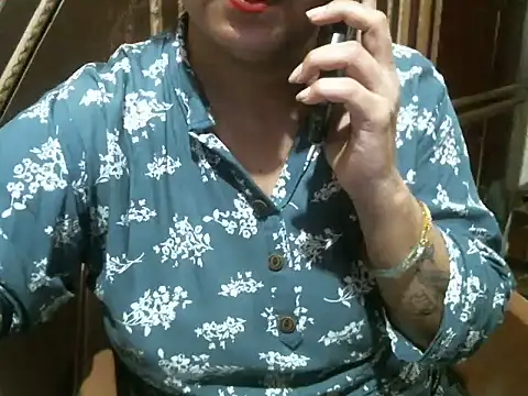 UrsMansi online show from July 23, 2026, 5:27 am