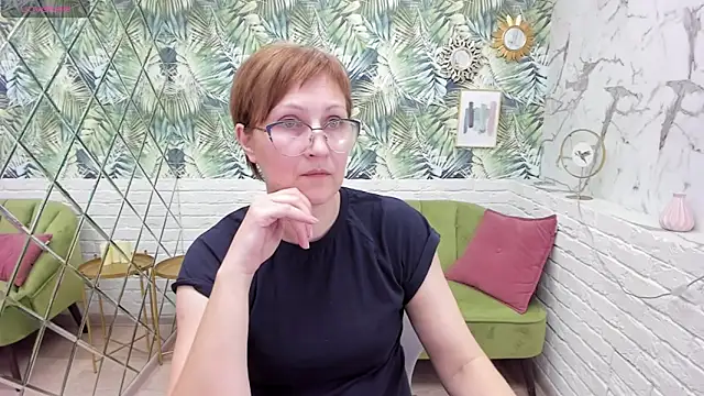 Paris Cherry online show from January 29, 2025, 8:14 pm