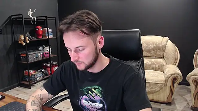 Snapshot of MihasikD chatting on October 14, 2025, 4:07 pm MihasikD online show from October 14, 2025, 4:07 pm