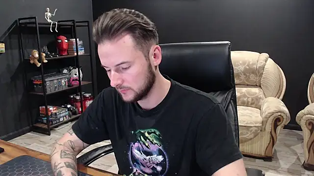 Snapshot of MihasikD chatting on October 20, 2025, 3:56 pm MihasikD online show from October 20, 2025, 3:56 pm