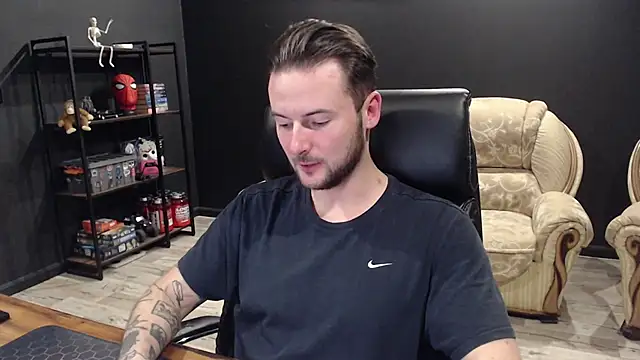 Snapshot of MihasikD chatting on November 7, 2025, 2:43 pm MihasikD online show from November 7, 2025, 2:43 pm