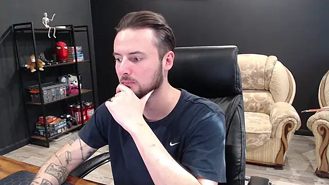 Snapshot of MihasikD chatting on November 15, 2025, 11:36 am MihasikD online show from November 15, 2025, 11:36 am