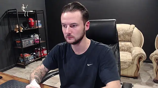 Snapshot of MihasikD chatting on November 8, 2025, 1:58 pm MihasikD online show from November 8, 2025, 1:58 pm