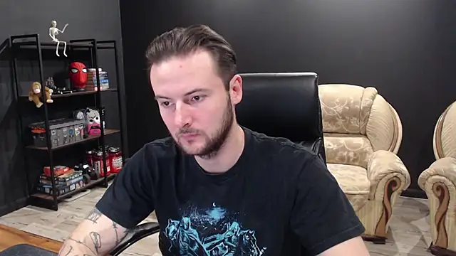 Snapshot of MihasikD chatting on December 1, 2025, 10:27 am MihasikD online show from December 1, 2025, 10:27 am