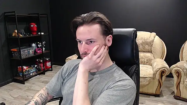 Snapshot of MihasikD chatting on March 21, 2025, 6:07 pm MihasikD online show from March 21, 2025, 6:07 pm