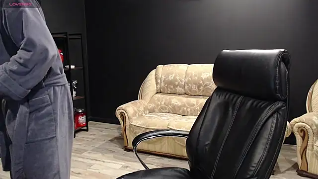 Snapshot of MihasikD chatting on March 9, 2025, 5:06 pm MihasikD online show from March 9, 2025, 5:06 pm