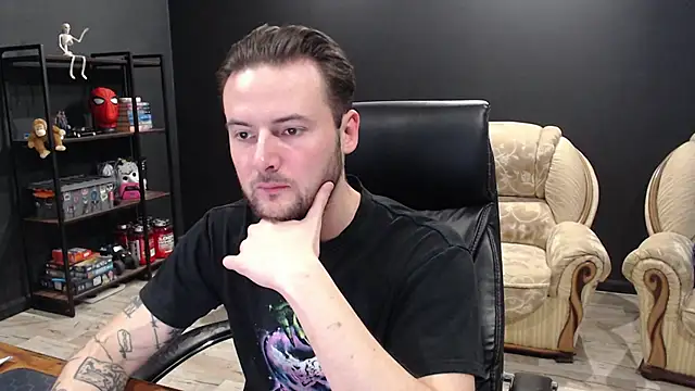 Snapshot of MihasikD chatting on November 26, 2025, 7:41 am MihasikD online show from November 26, 2025, 7:41 am