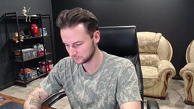 Snapshot of MihasikD chatting on November 20, 2025, 6:08 pm MihasikD online show from November 20, 2025, 6:08 pm