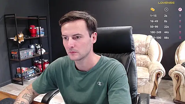 Snapshot of MihasikD chatting on September 17, 2025, 12:18 pm MihasikD online show from September 17, 2025, 12:18 pm