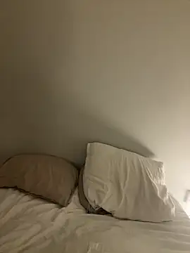 Snapshot of Anna_Alexa chatting on November 3, 2025, 8:23 pm Anna Alexa online show from November 3, 2025, 8:23 pm