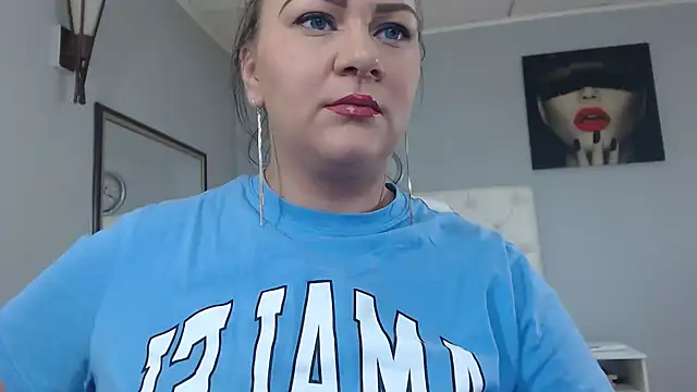 ClaraJoyFG online show from March 20, 2025, 8:40 pm