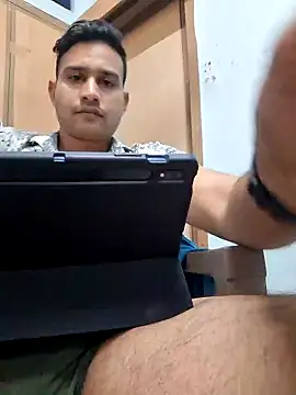 Snapshot of crooke_dick chatting on February 6, 2025, 10:47 am crooke dick online show from February 6, 2025, 10:47 am