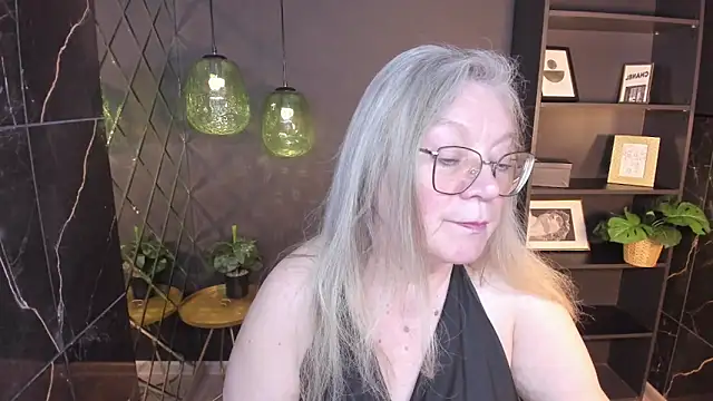 NataliMellow online show from May 11, 2026, 2:45 pm