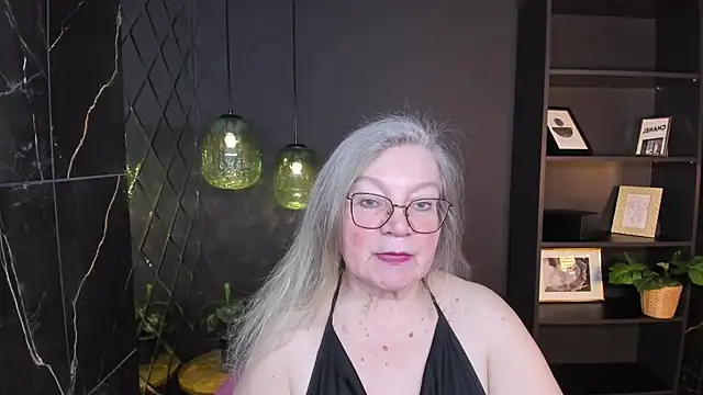 NataliMellow online show from February 2, 2026, 1:21 pm