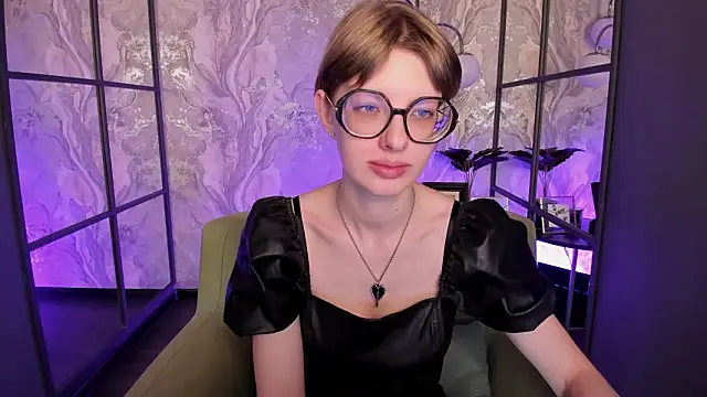 Snapshot of RubySoft chatting on February 12, 2026, 9:14 pm RubySoft online show from February 12, 2026, 9:14 pm