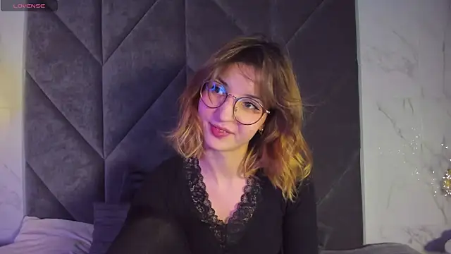 Snapshot of JaneGraceful chatting on February 5, 2025, 6:24 am JaneGraceful online show from February 5, 2025, 6:24 am