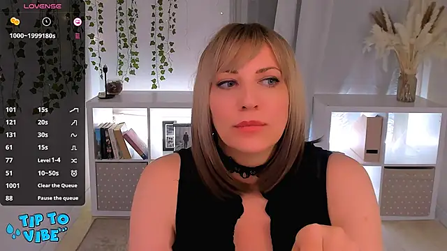 Snapshot of JillSpacey chatting on March 10, 2025, 4:49 am JillSpacey online show from March 10, 2025, 4:49 am