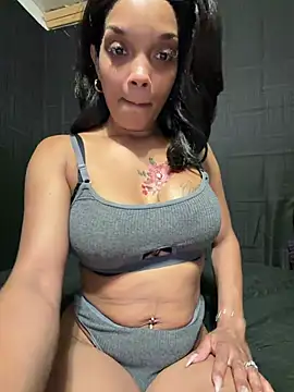 Snapshot of Rakiyahcharms chatting on July 10, 2026, 7:03 pm Rakiyahcharms online show from July 10, 2026, 7:03 pm