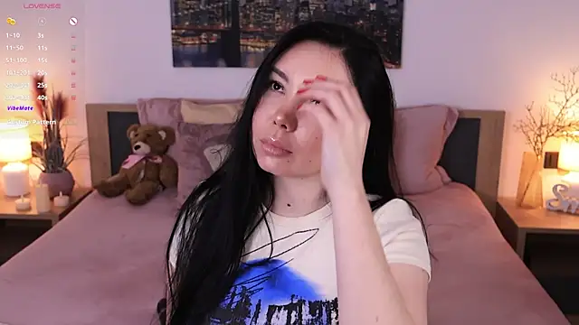 Leila  Sweet online show from March 10, 2025, 9:56 am