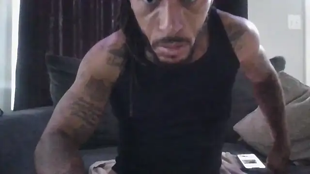 Snapshot of BigWayneBabyXXX chatting on October 6, 2025, 5:35 pm BigWayneBabyXXX online show from October 6, 2025, 5:35 pm