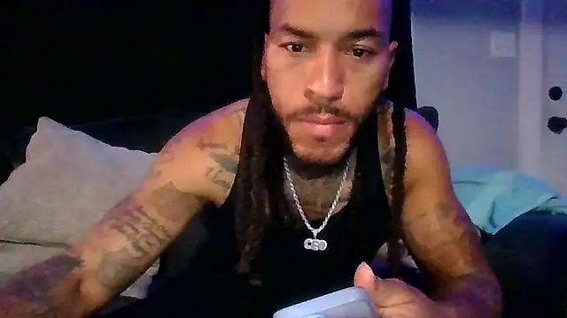 Snapshot of BigWayneBabyXXX chatting on October 19, 2025, 3:31 am BigWayneBabyXXX online show from October 19, 2025, 3:31 am