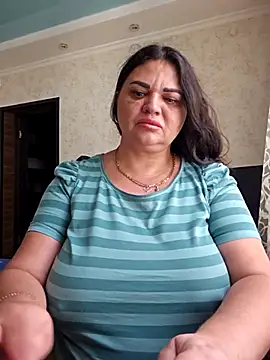 Snapshot of littleRikka chatting on September 25, 2025, 10:21 am littleRikka online show from September 25, 2025, 10:21 am