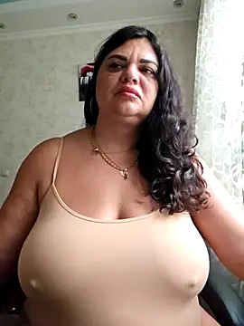 littleRikka online show from November 1, 2025, 6:51 am