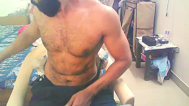 Snapshot of Vbestshow chatting on November 4, 2025, 11:25 am Vbestshow online show from November 4, 2025, 11:25 am