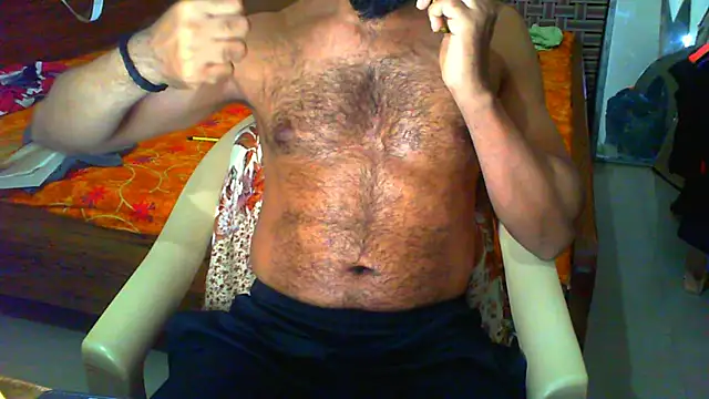 Snapshot of Vbestshow chatting on March 4, 2026, 6:15 pm Vbestshow online show from March 4, 2026, 6:15 pm