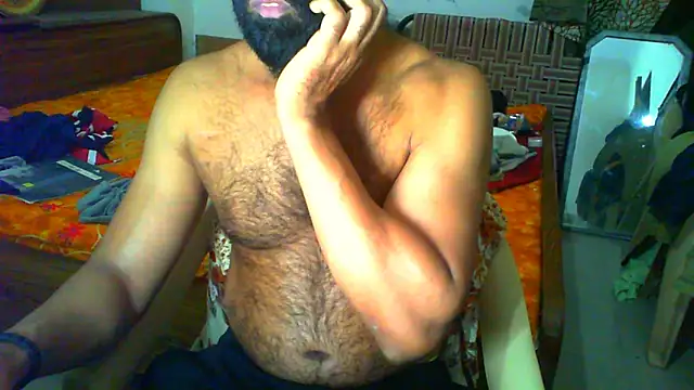 Snapshot of Vbestshow chatting on February 21, 2026, 12:01 am Vbestshow online show from February 21, 2026, 12:01 am