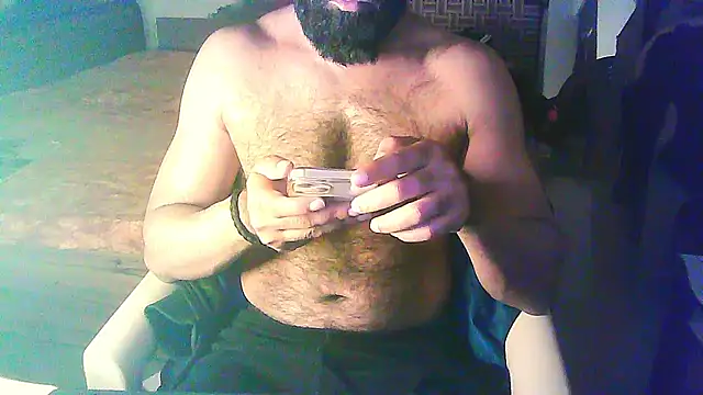 Snapshot of Vbestshow chatting on January 14, 2026, 6:22 pm Vbestshow online show from January 14, 2026, 6:22 pm