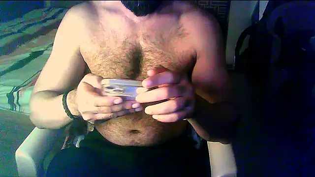 Snapshot of Vbestshow chatting on February 1, 2026, 12:36 pm Vbestshow online show from February 1, 2026, 12:36 pm