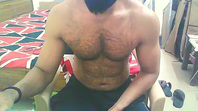 Snapshot of Vbestshow chatting on November 17, 2025, 11:42 pm Vbestshow online show from November 17, 2025, 11:42 pm