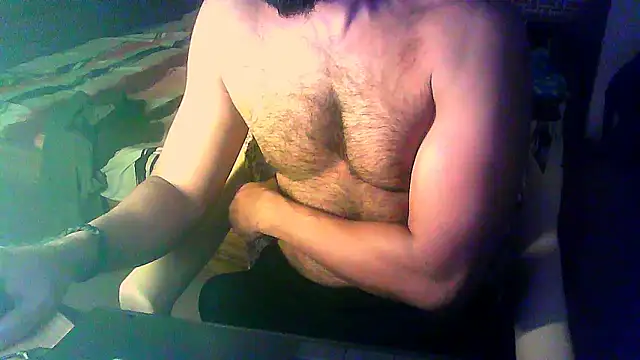 Snapshot of Vbestshow chatting on February 8, 2026, 11:52 am Vbestshow online show from February 8, 2026, 11:52 am